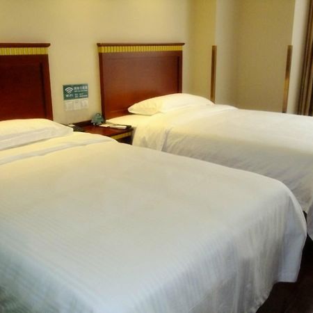 Greentree Inn Jiujiang Railway Station Business Hotel Экстерьер фото